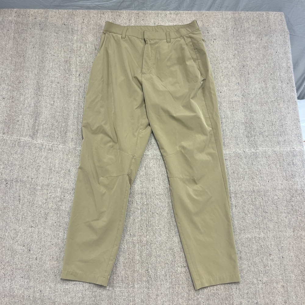 Fabletics The Only Pants Mens 30x32 Beige Golf Stretch